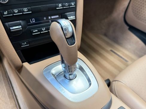 Used 2011 Porsche Boxster RWD image 18