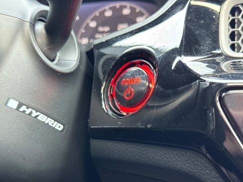 Used 2025 Honda Civic Sport Touring image 14