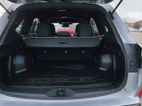 Used 2025 Subaru Forester Premium image 26