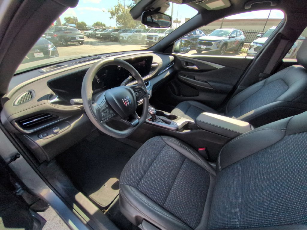 Used 2026 Buick Envista Preferred FWD image 12