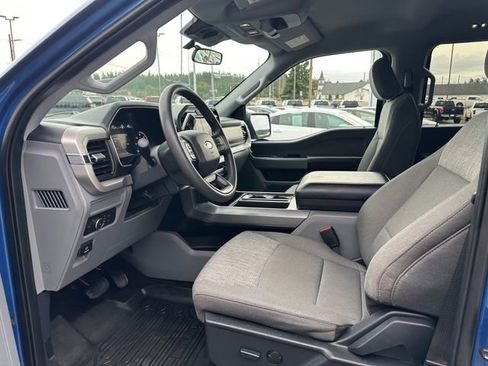 Used 2022 Ford F150 XLT w/ Trailer Tow Package image 9