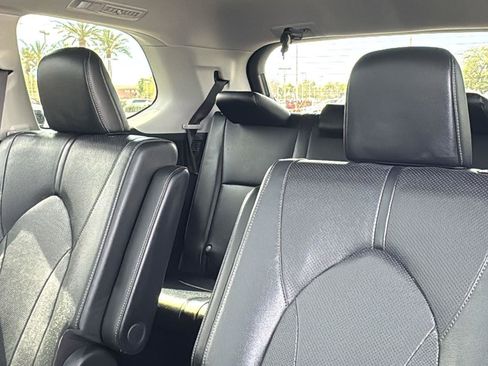 Used 2025 Toyota Grand Highlander FWD image 28