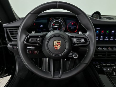 Certified 2024 Porsche 911 image 9