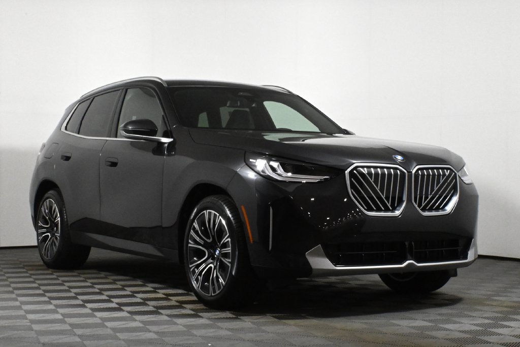 Used 2025 BMW X3 xDrive30i w/ Convenience Package AWD/4WD image 9