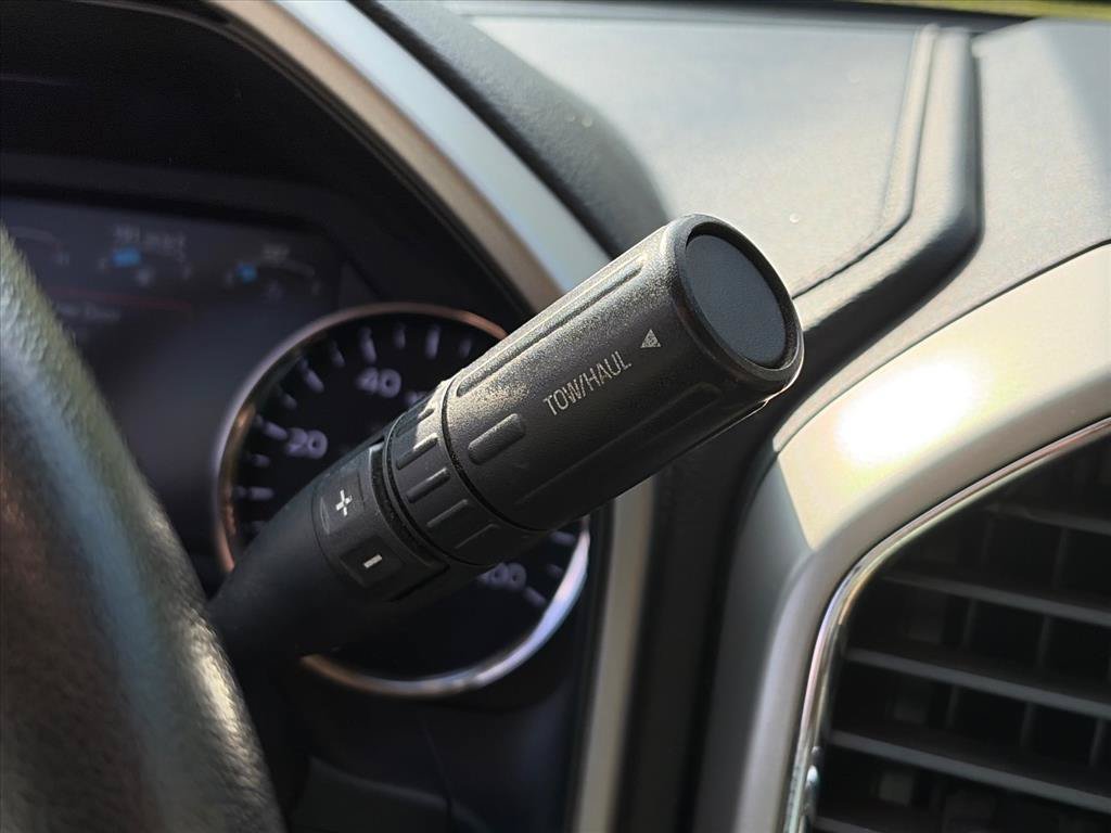 Used 2018 Ford F250 Lariat w/ Lariat Value Package AWD/4WD image 14
