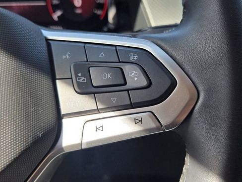 Used 2024 Volkswagen Atlas Peak Edition SEL AWD/4WD image 25