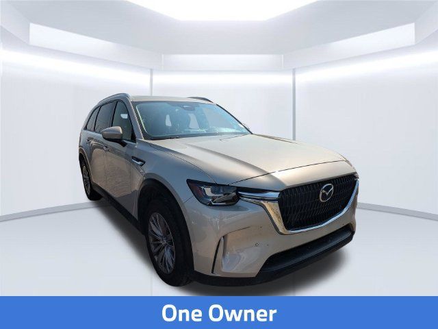 Used 2025 MAZDA CX-90 3.3 Turbo w/ Preferred Package AWD/4WD image 4