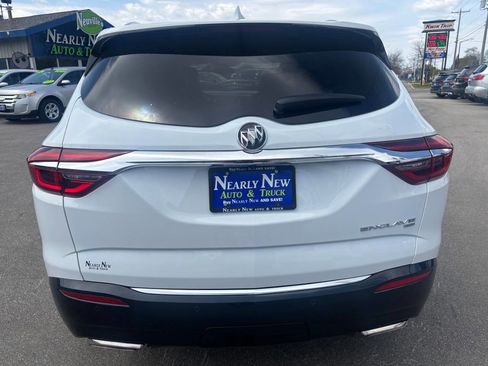 Used 2019 Buick Enclave Essence AWD/4WD image 6