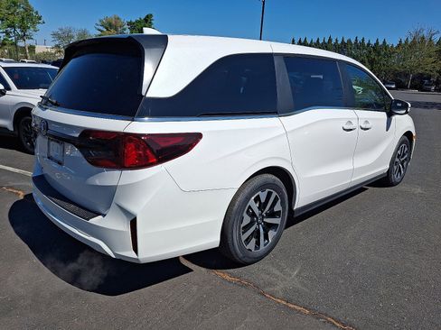 New 2026 Honda Odyssey EX-L image 4