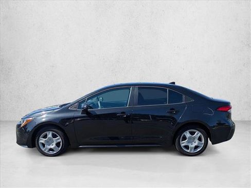 Used 2021 Toyota Corolla LE w/ Carpet Mat Package (TMS) FWD image 9