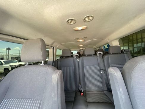 Used 2017 Ford Transit 350 XLT RWD image 19