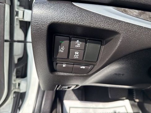 Used 2018 Acura TLX V6 SH-AWD image 18