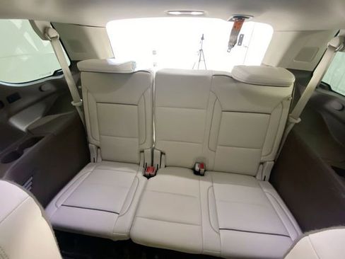 Used 2024 GMC Yukon Denali AWD/4WD image 30