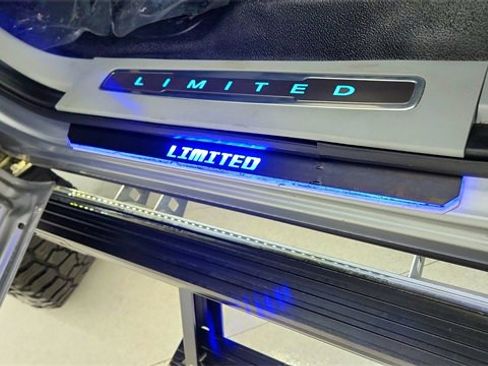 Used 2024 Ford F250 Limited w/ FX4 Off-Road Package image 19