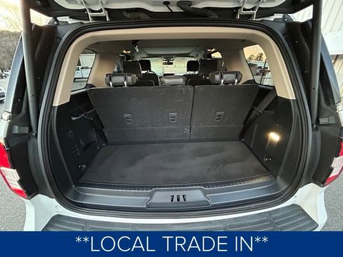 Used 2022 Ford Expedition XLT image 12