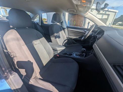 Used 2019 Volkswagen Jetta S w/ Driver Assistance Package image 10