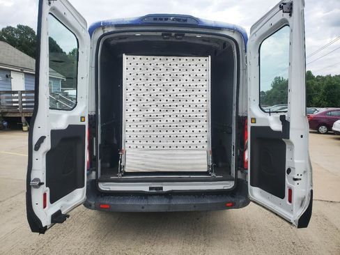 Used 2018 Ford Transit 150 148 Medium Roof RWD image 11