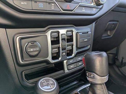 Used 2023 Jeep Wrangler Sahara w/ Cold Weather Group image 20