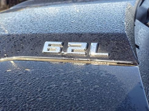 Used 2025 Chevrolet Silverado 1500 ZR2 w/ Technology Package AWD/4WD image 9