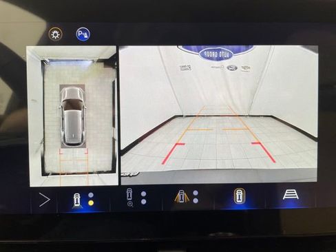 New 2025 Chevrolet Equinox ACTIV w/ Safety and Technology Package image 5