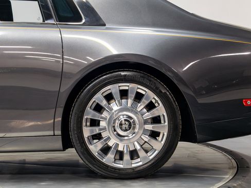 Used 2019 Rolls-Royce Phantom Sedan image 57