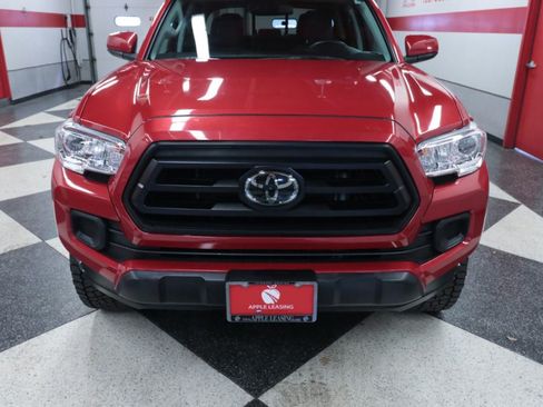 Used 2023 Toyota Tacoma SR AWD/4WD image 5