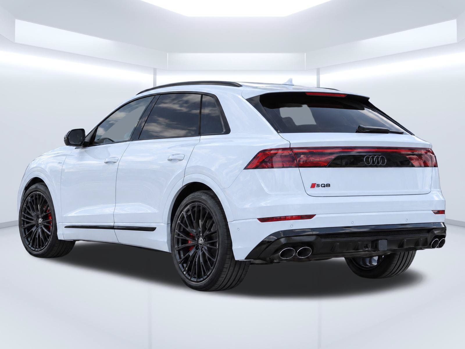 Used 2026 Audi SQ8 Premium Plus w/ S Sport Package AWD/4WD image 3