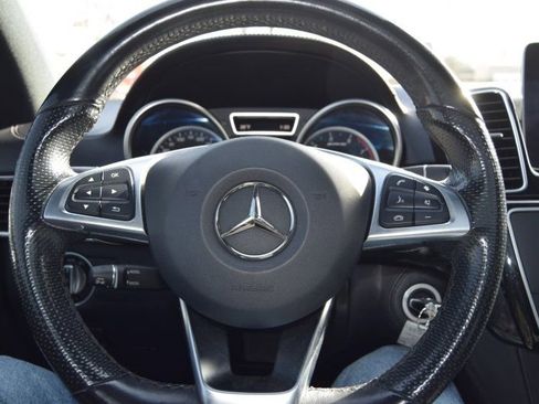 Used 2019 Mercedes-Benz GLE 43 AMG 4MATIC w/ Premium 3 Package image 18