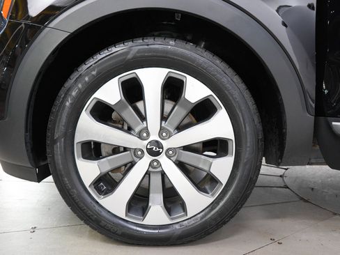 Used 2022 Kia Telluride S AWD/4WD image 30