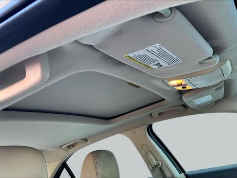 Used 2009 Mercury Milan Premier FWD image 13