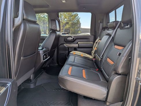 Used 2020 GMC Sierra 3500 AT4 w/ AT4 Premium Package AWD/4WD image 21