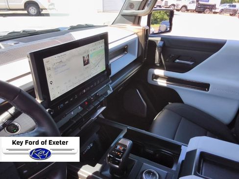 Used 2025 GMC Hummer EV 2X AWD/4WD image 38