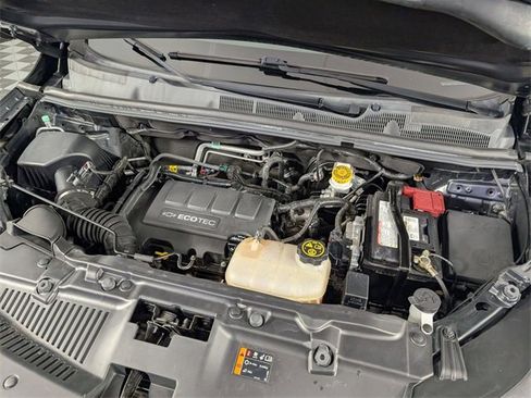 Used 2019 Chevrolet Trax LT w/ LT Convenience Package image 33