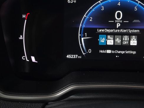 Used 2024 Toyota Corolla XSE FWD image 25