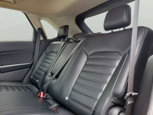 Used 2024 Ford Edge SEL AWD/4WD image 12