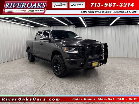 Used 2019 RAM 1500 Big Horn AWD/4WD image 1
