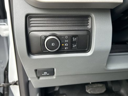 New 2025 Ford F550 XL image 18