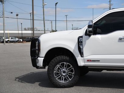 New 2026 Ford F250 Platinum w/ Platinum Plus Package