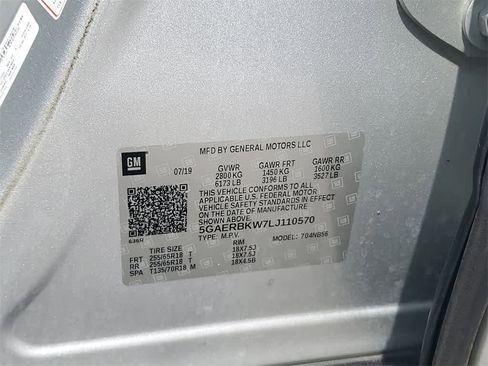 Used 2020 Buick Enclave Essence image 18