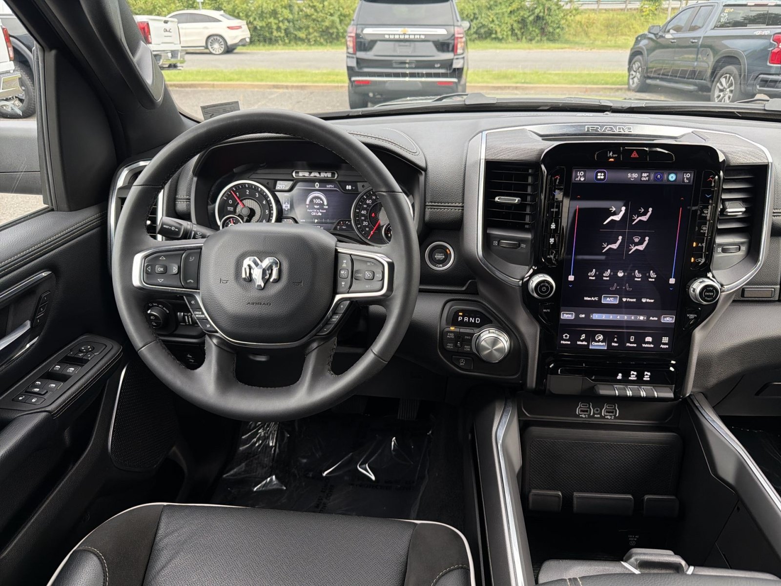 Used 2026 RAM 1500 Laramie AWD/4WD image 16