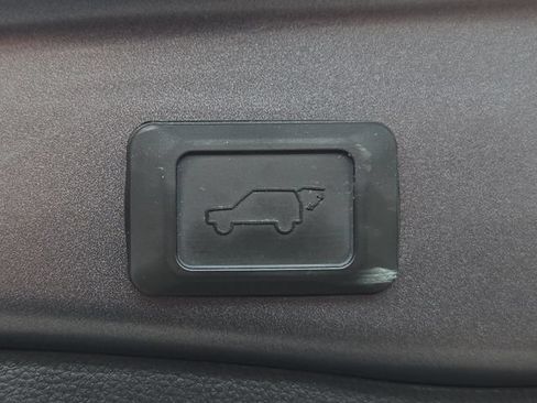 Certified 2023 Toyota RAV4 XLE w/ Convenience Package AWD/4WD image 14