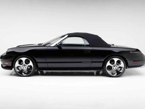 Used 2002 Ford Thunderbird RWD image 31