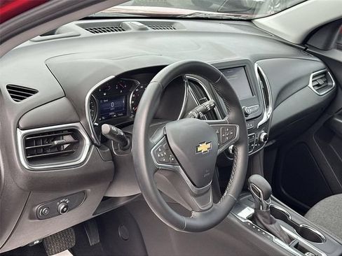 Certified 2023 Chevrolet Equinox LT FWD image 10