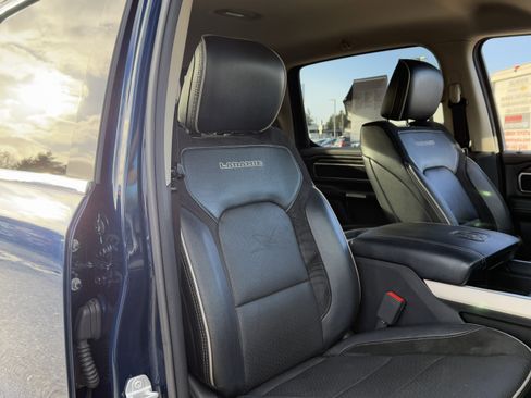 Used 2020 RAM 1500 Laramie image 23