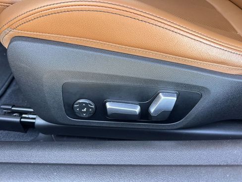 Certified 2022 BMW 430i Coupe w/ M Sport Package image 16