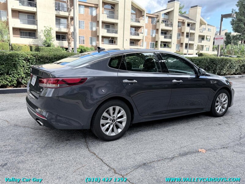 Used 2018 Kia Optima S w/ Panoramic Sunroof Package FWD image 4