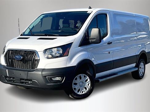 Used 2024 Ford Transit 250 Low Roof w/ Exterior Upgrade Package image 3
