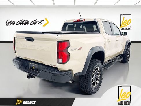 Used 2024 Chevrolet Colorado ZR2 w/ Technology Package image 5
