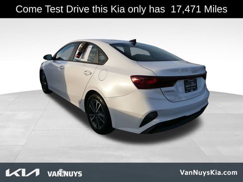 Used 2023 Kia Forte LXS image 5