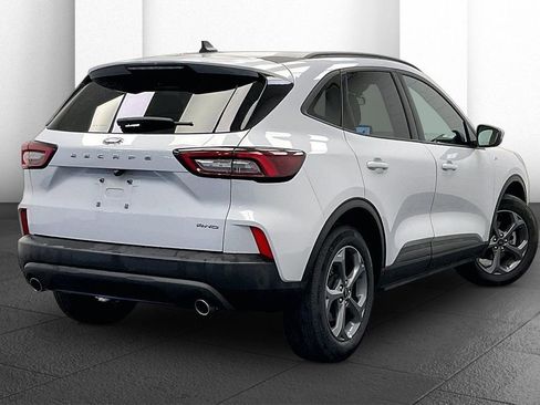 Used 2025 Ford Escape ST-Line Select image 12